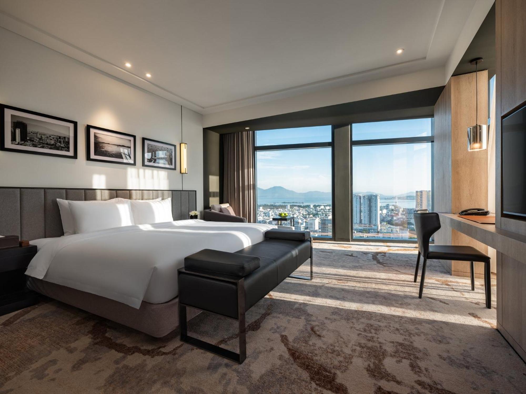 Crowne Plaza Danang City Centre By Ihg Luaran gambar